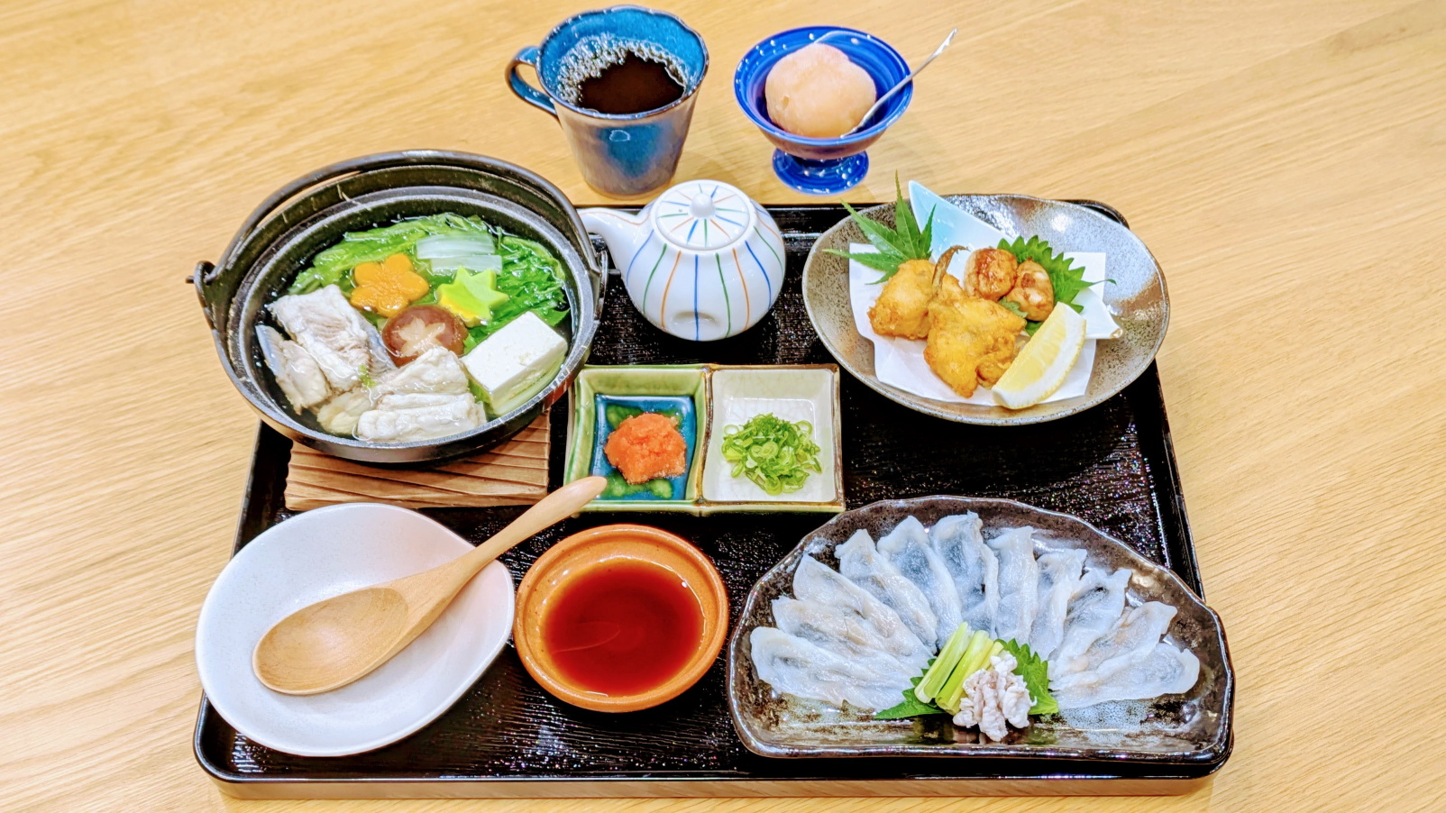ふぐ御膳の写真